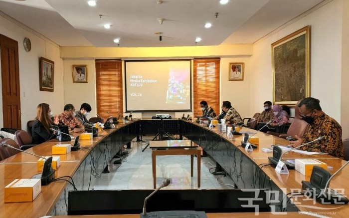 브이플렉스가 인도네시아 자카르타 주정부와 인도네시아 디지털박물관과 미디어아트 박물관 설립을 위한 사업 설명회를 개최했다.jpg