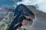 영상앨범 산, 뜨거운 대지의 숨결 – 인도네시아 린자니산(해발 3,726m)