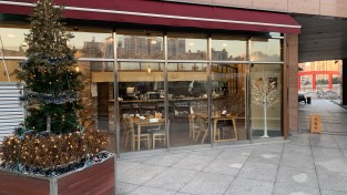 보정동 카페거리의 ‘숨은 보석’, 쏘렐라 에프라텔로: 크리스마스와 연말을 위한 완벽한 선택